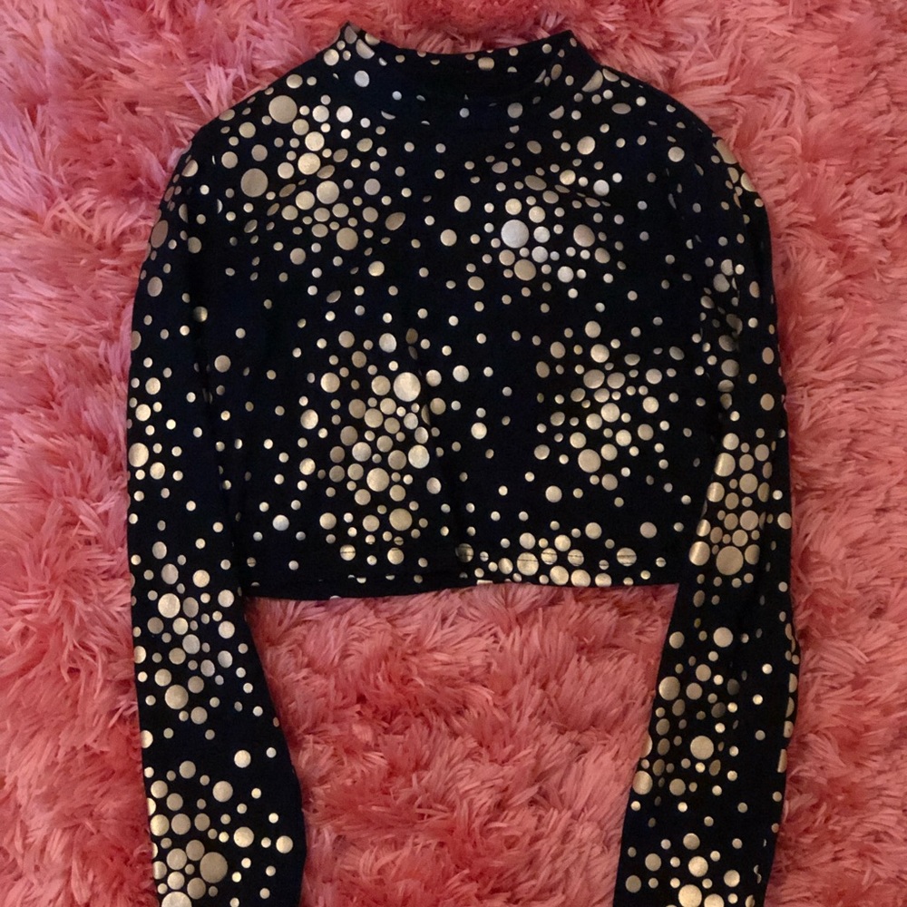 Gold/Black Long sleeve Crop Top